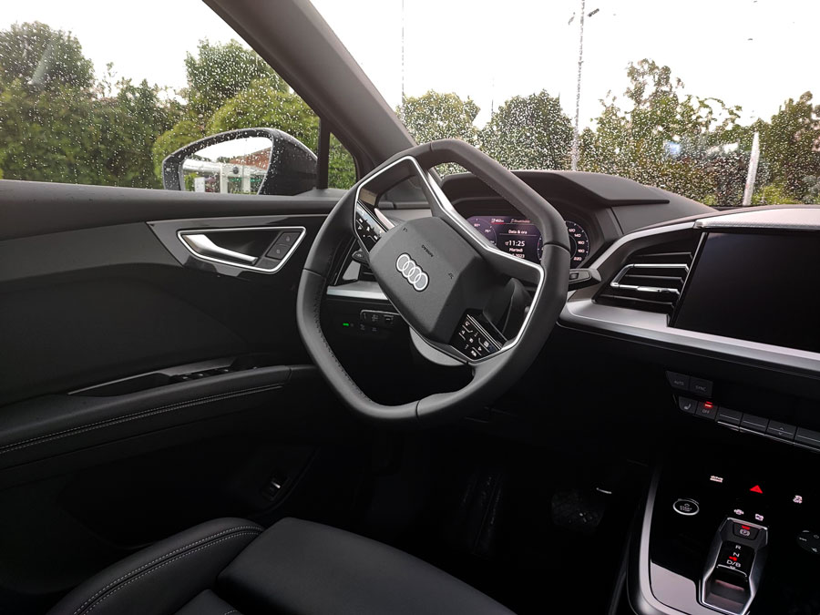 Gli interni dell'Audi Q4 e tron